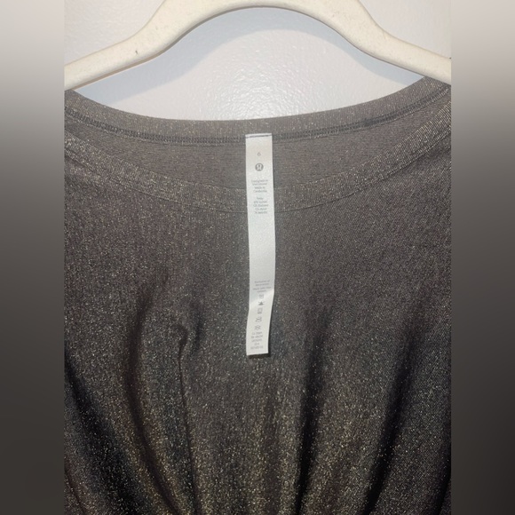 LULULEMON Crescent Tee NWT - Picture 6 of 8